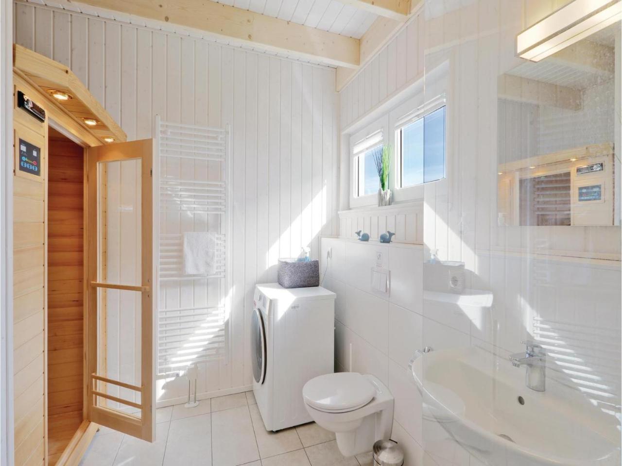 Stunning Home In Ostseeresort Olpenitz With Sauna Ngoại thất bức ảnh